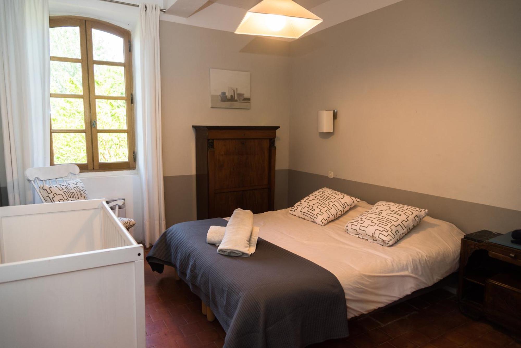 Villa Mas dans la campagne pour loisirs et télétravail à Sarrians Extérieur photo